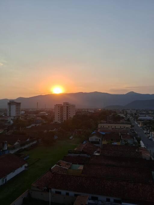 Apto Aconchegante Beira Mar Com Ar No Quarto Solemar Buitenkant foto